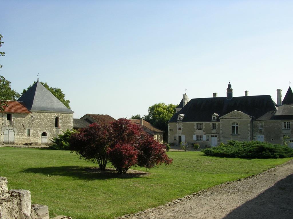 Chateau De La Noblaye Acomodação com café da manhã Lemere Exterior foto